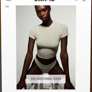 SKIMS t shirt in bone